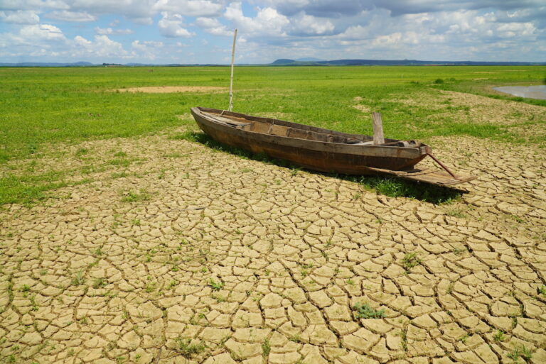 Hồ Trị An bị bồi lắng 145 triệu m3 đất, cát